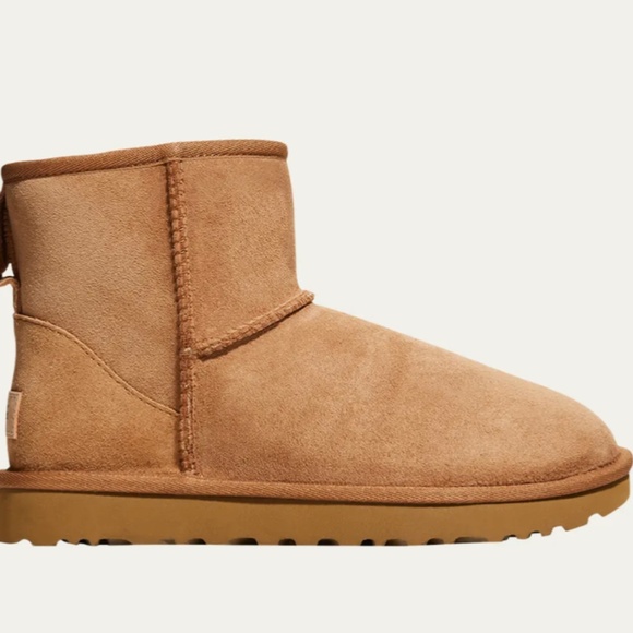 UGG Shoes - Ugg classic mini II